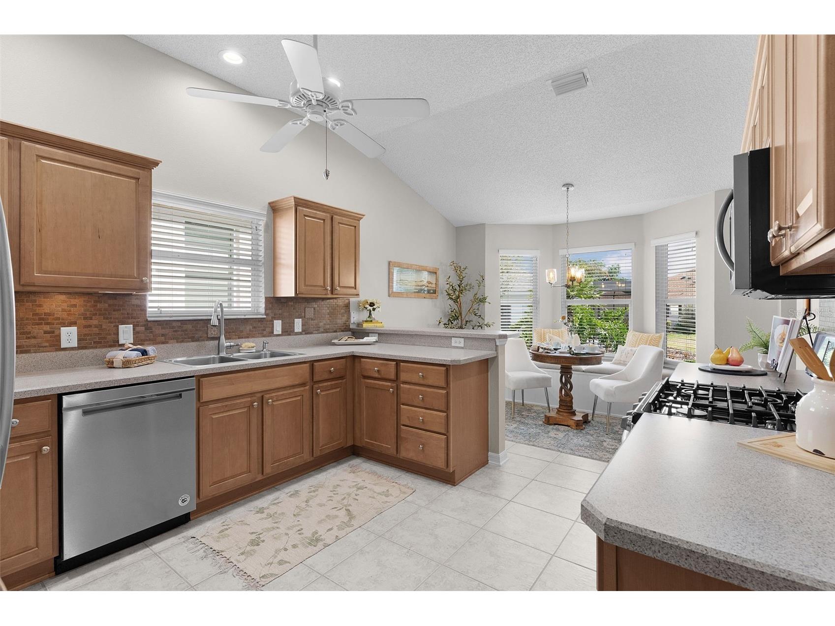 1577 Blythewood Loop The Villages FL 32162 G5112774 image12