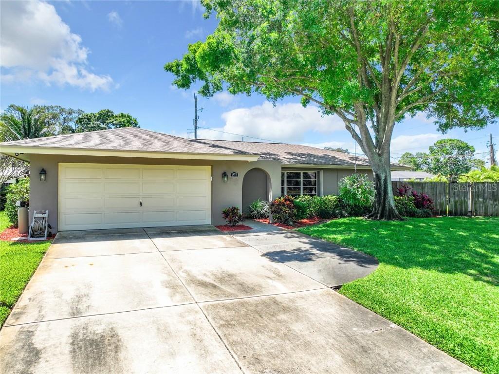 1578 86th Avenue N Saint Petersburg FL 33702 U8238276 image1