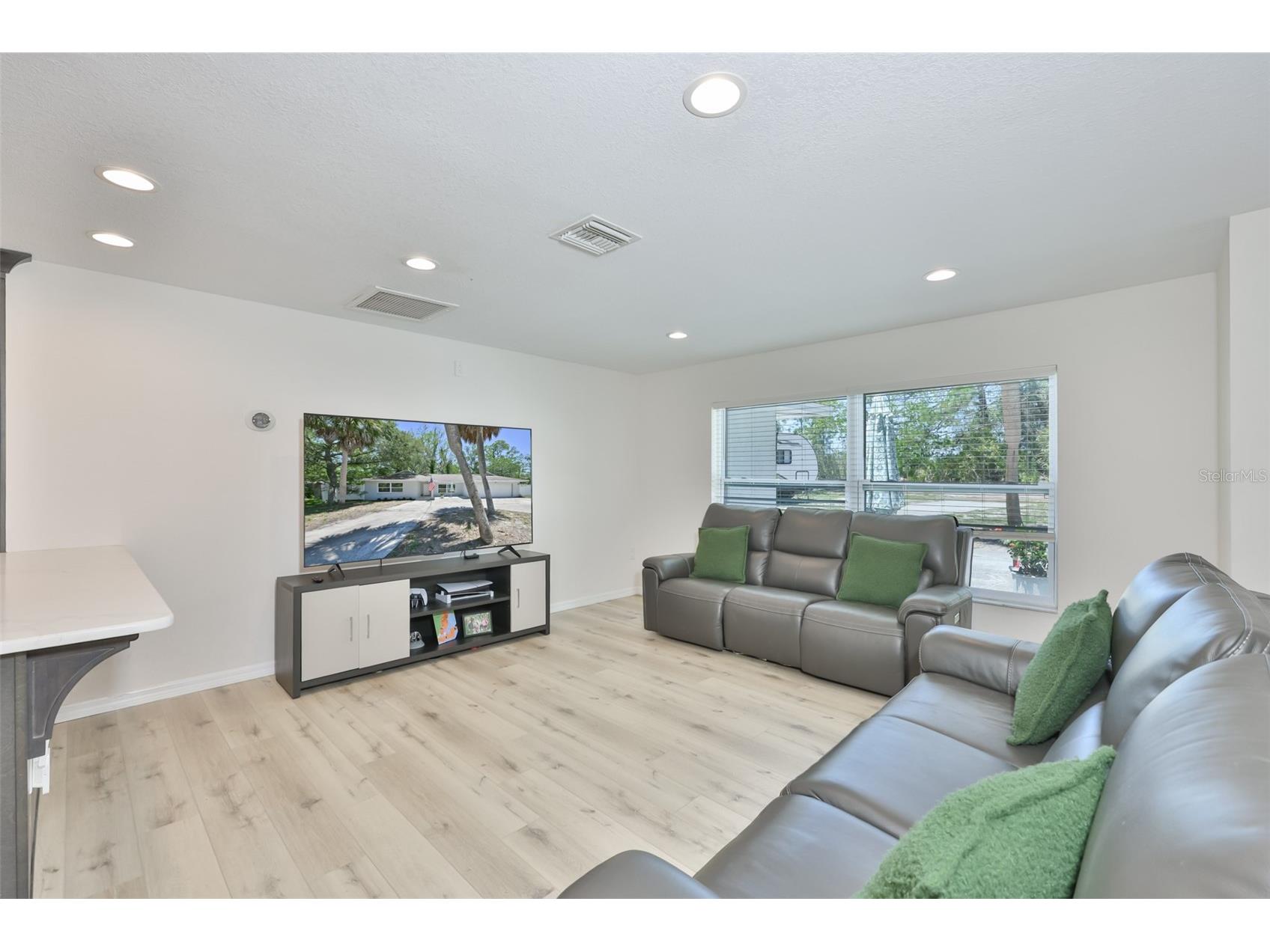 1578 Indian Bay Road Spring Hill FL 34607 TB8513638 image10
