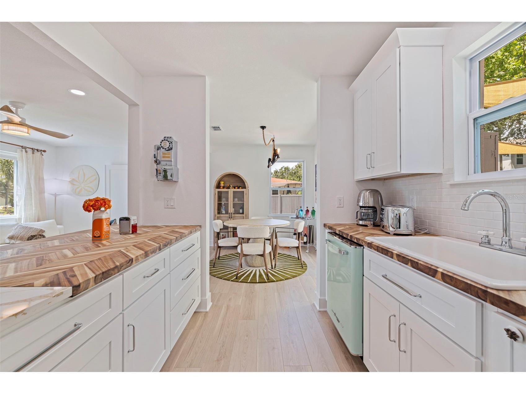 1579 Bayshore Boulevard Dunedin FL 34698 TB8476702 image18