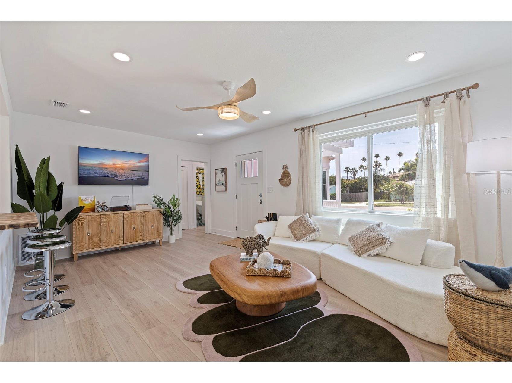 1579 Bayshore Boulevard Dunedin FL 34698 TB8476702 image7