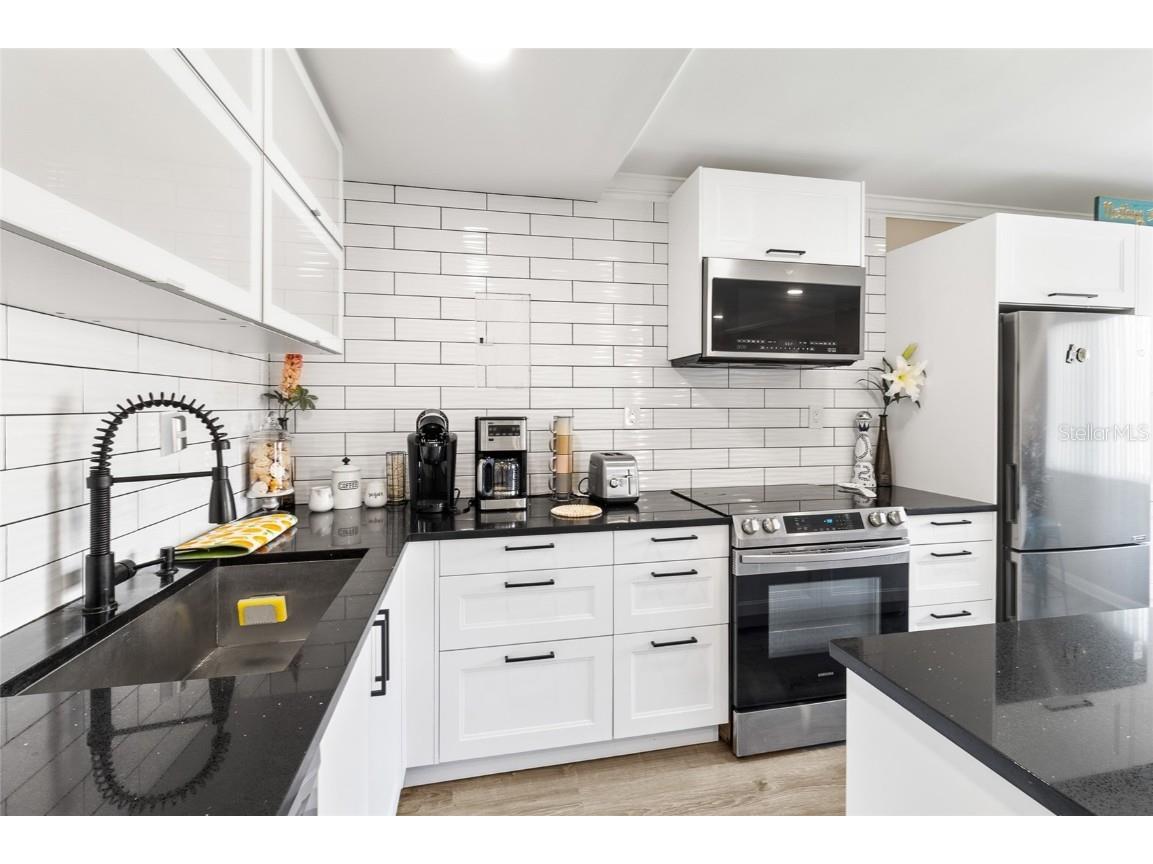 1579 Greenlea Drive #12 Clearwater FL 33755 TB8449824 image8