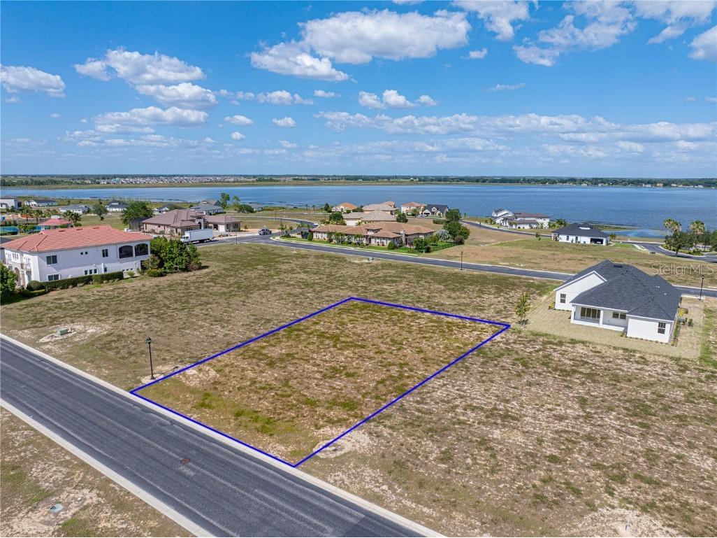 158 Blazing Star Avenue Lake Alfred FL 33850 - LAKE ALFRED VAN & MEDORA P4930239 image3