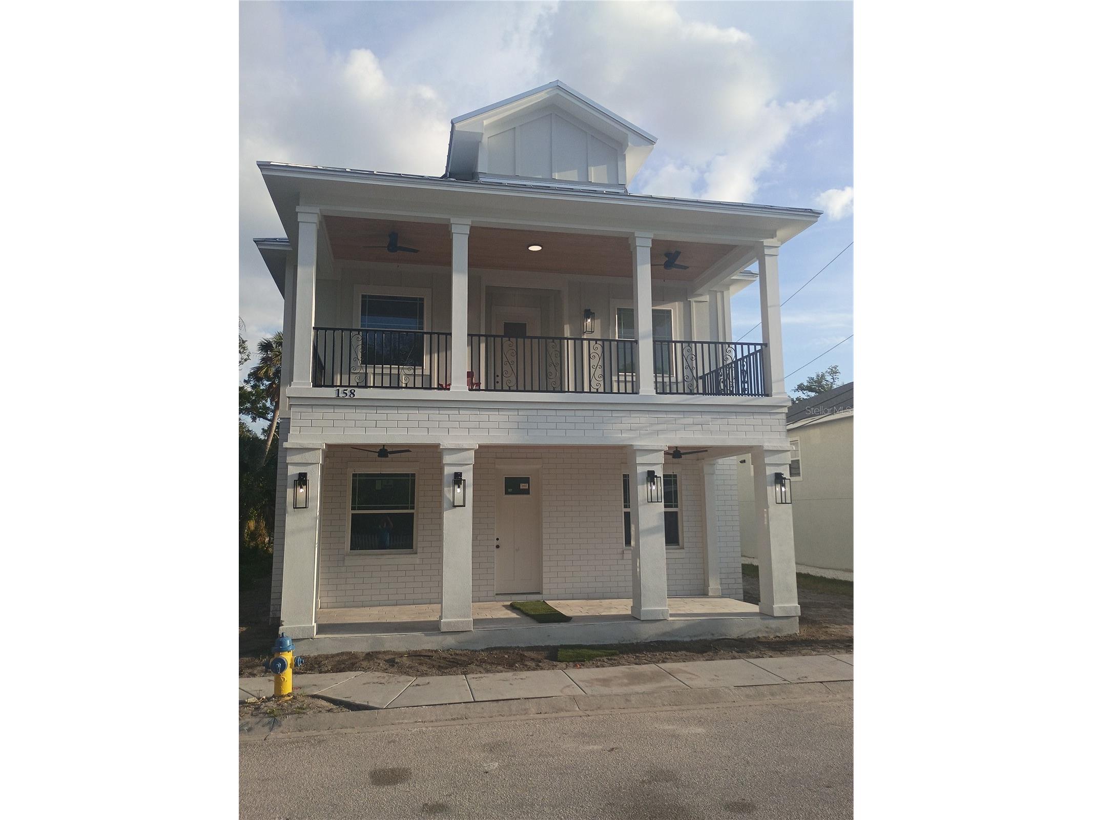 158 E Spruce Street Tarpon Springs FL 34689 W7885076 image1