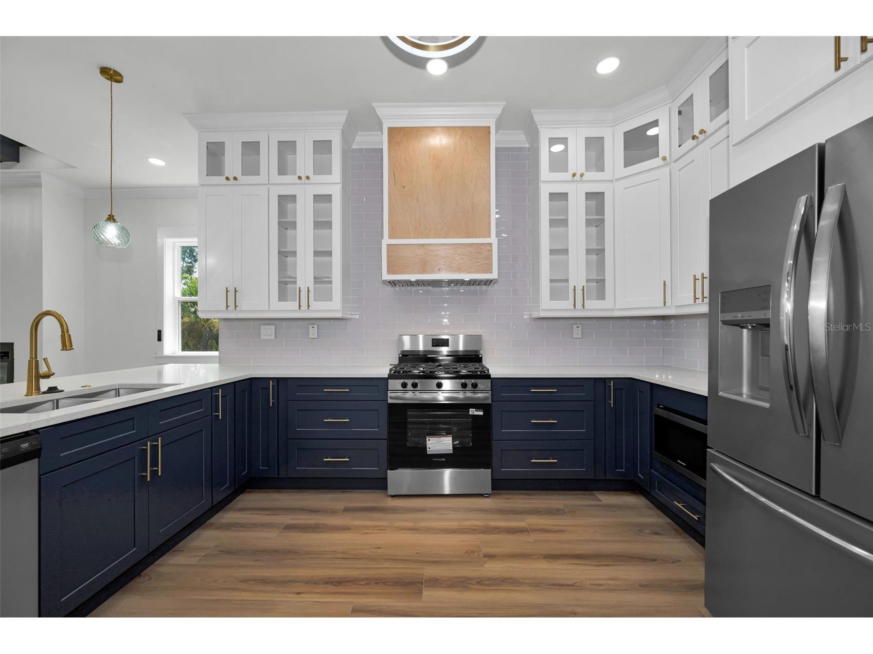 158 E Spruce Street Tarpon Springs FL 34689 W7885076 image21