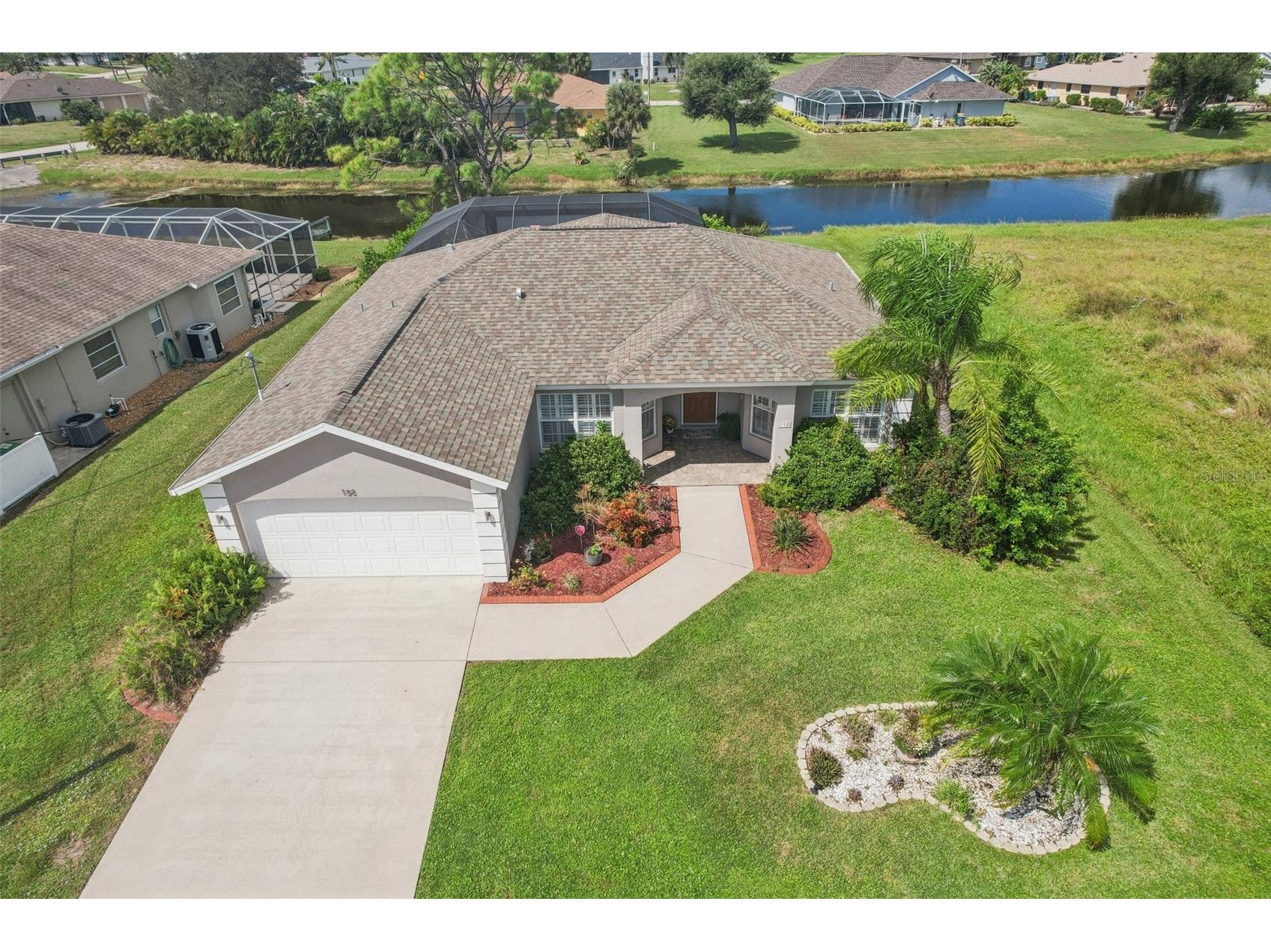 158 Mark Twain Lane Rotonda West FL 33947 TB8434228 image1