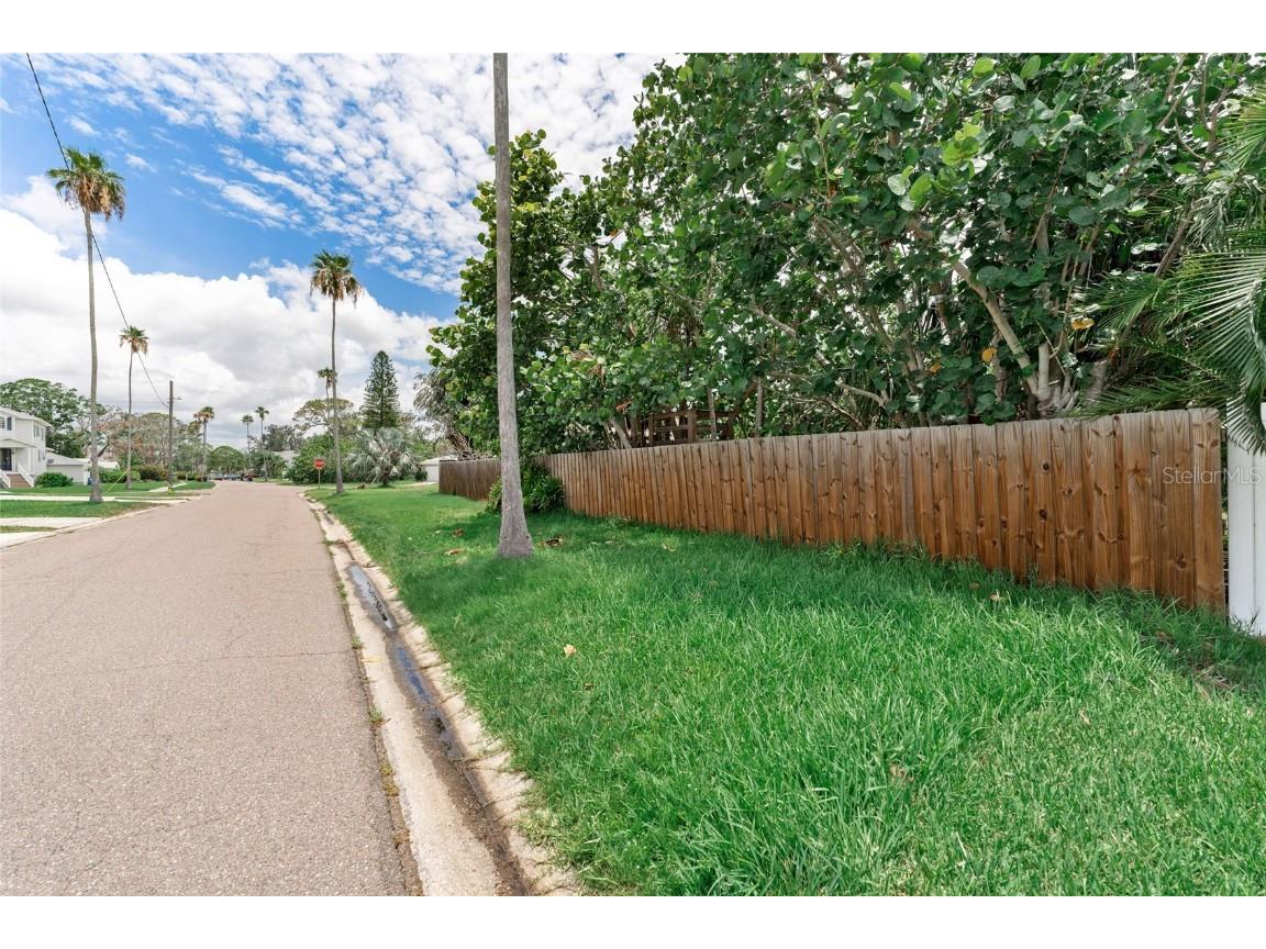 1580 Arizona Ave Ne Saint Petersburg FL 33703 TB8397974 image23