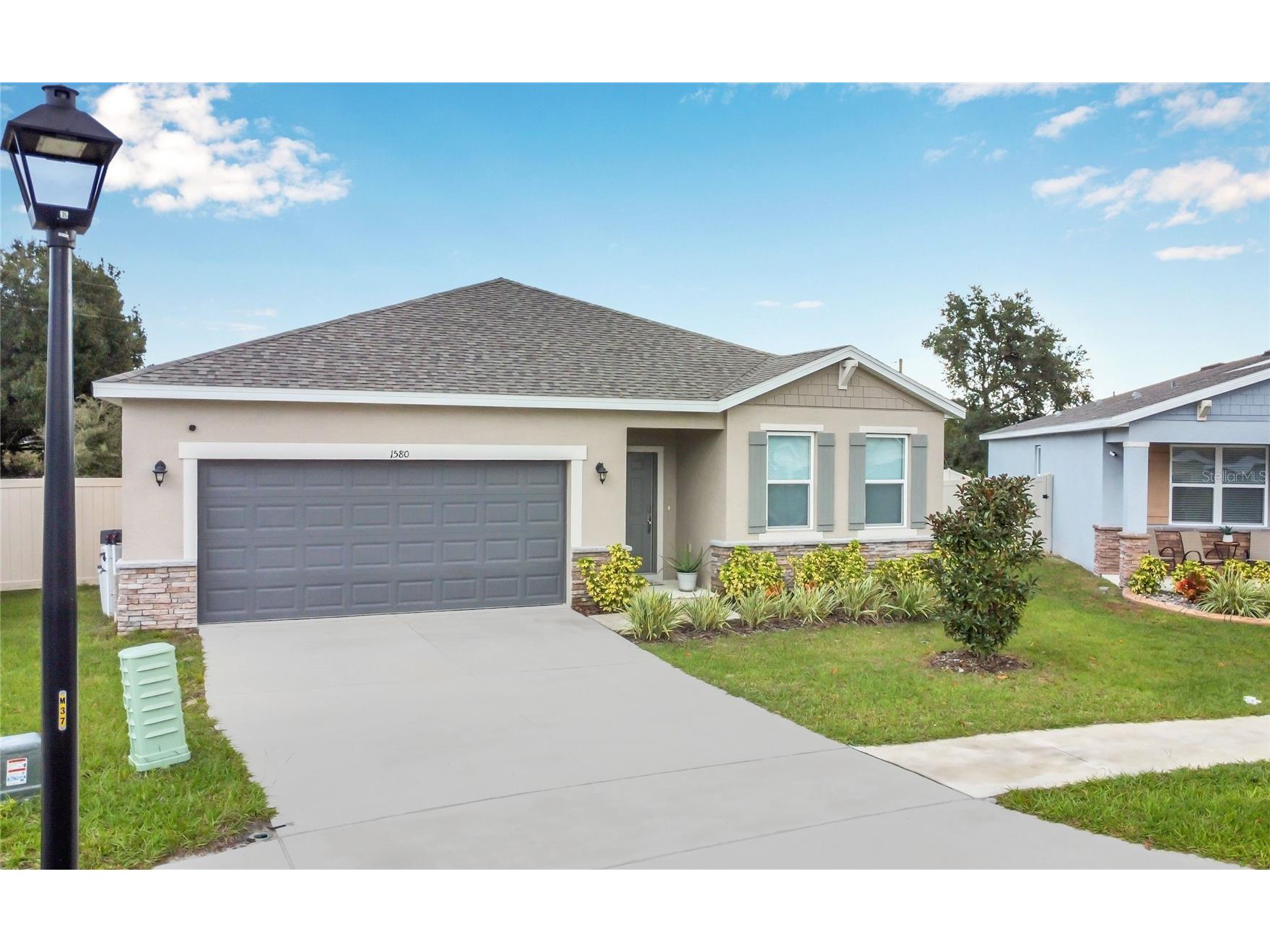 1580 Blue Lagoon Circle Mascotte FL 34753 O6405667 image2