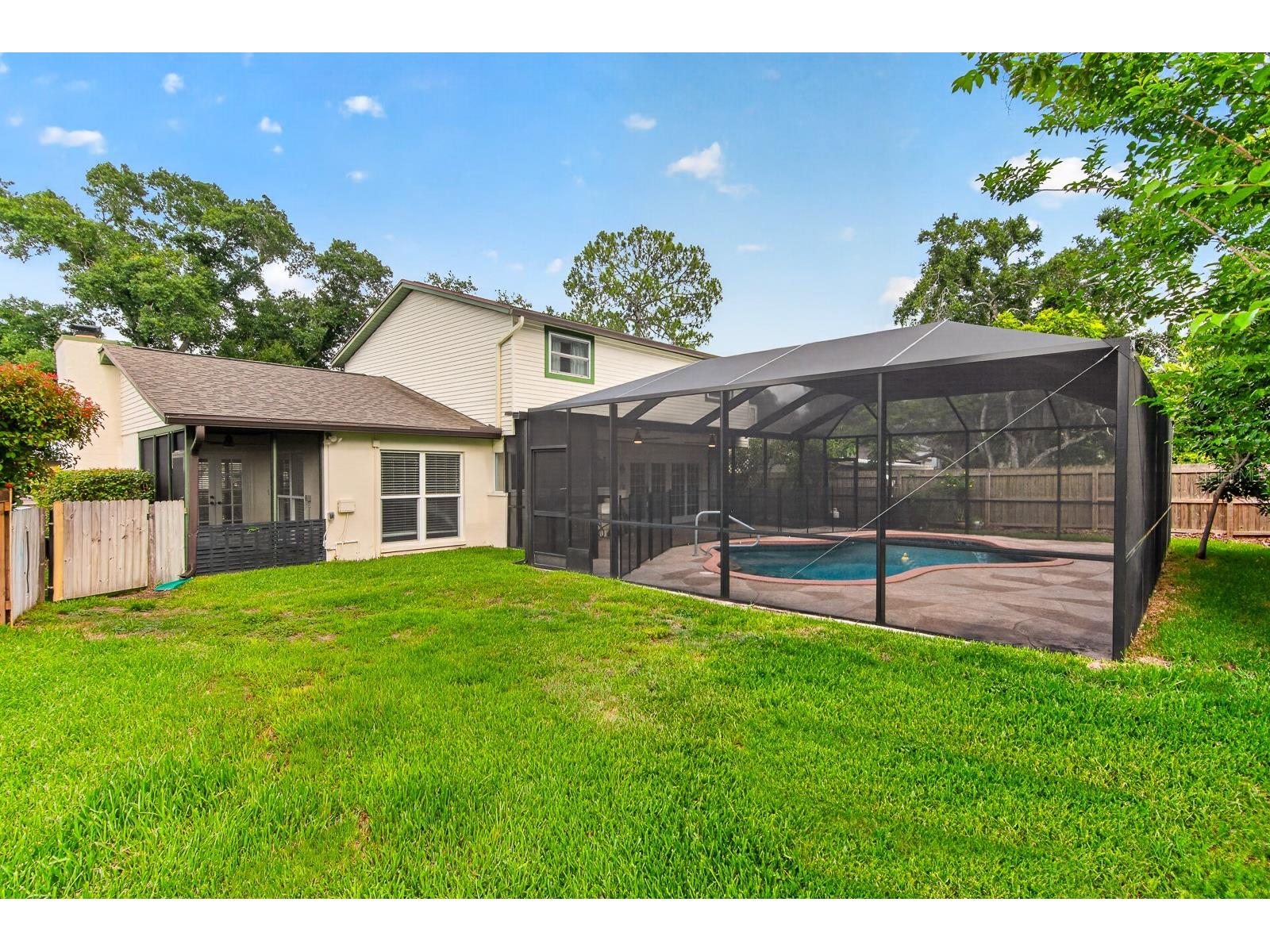 15808 Ashbury Place Tampa FL 33624 TB8518255 image53