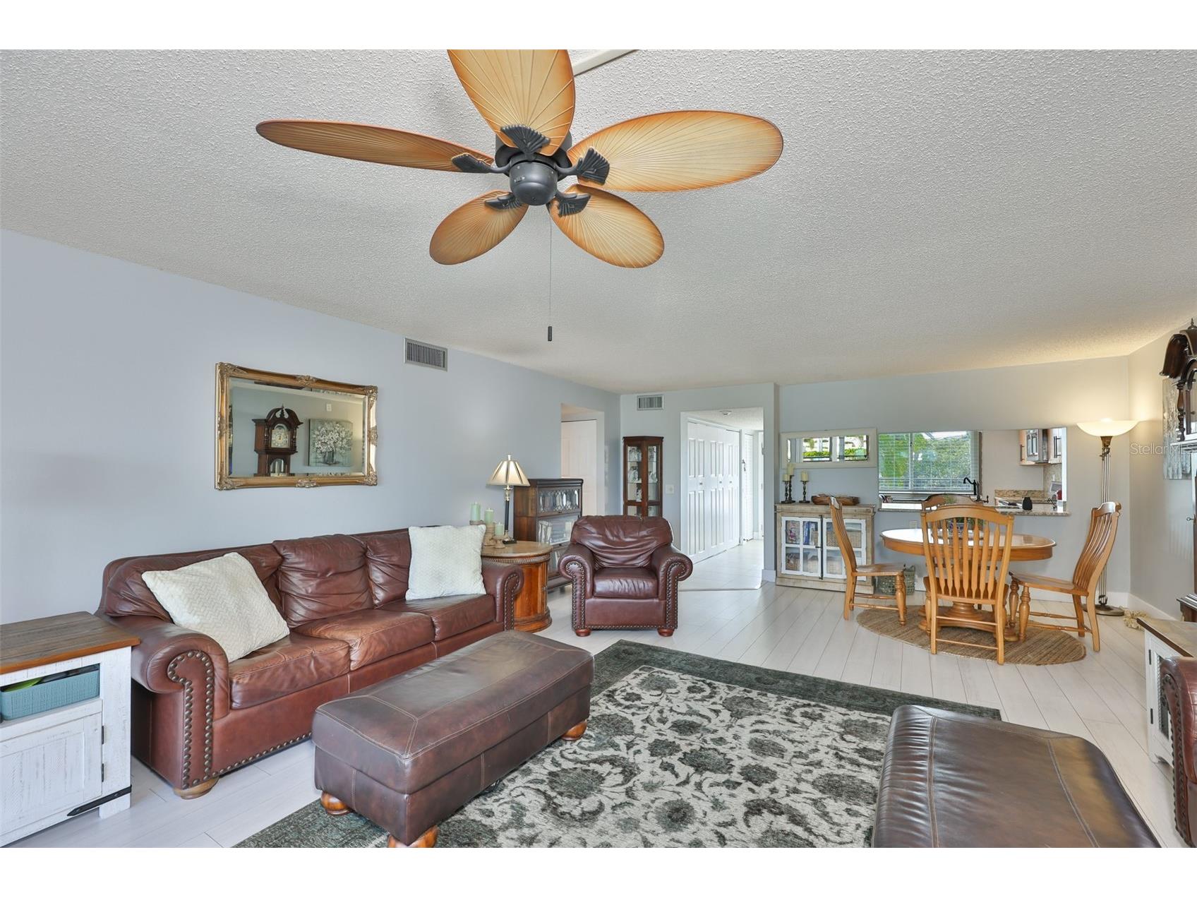 1581 Gulf Boulevard #103N Clearwater Beach FL 33767 TB8501405 image11
