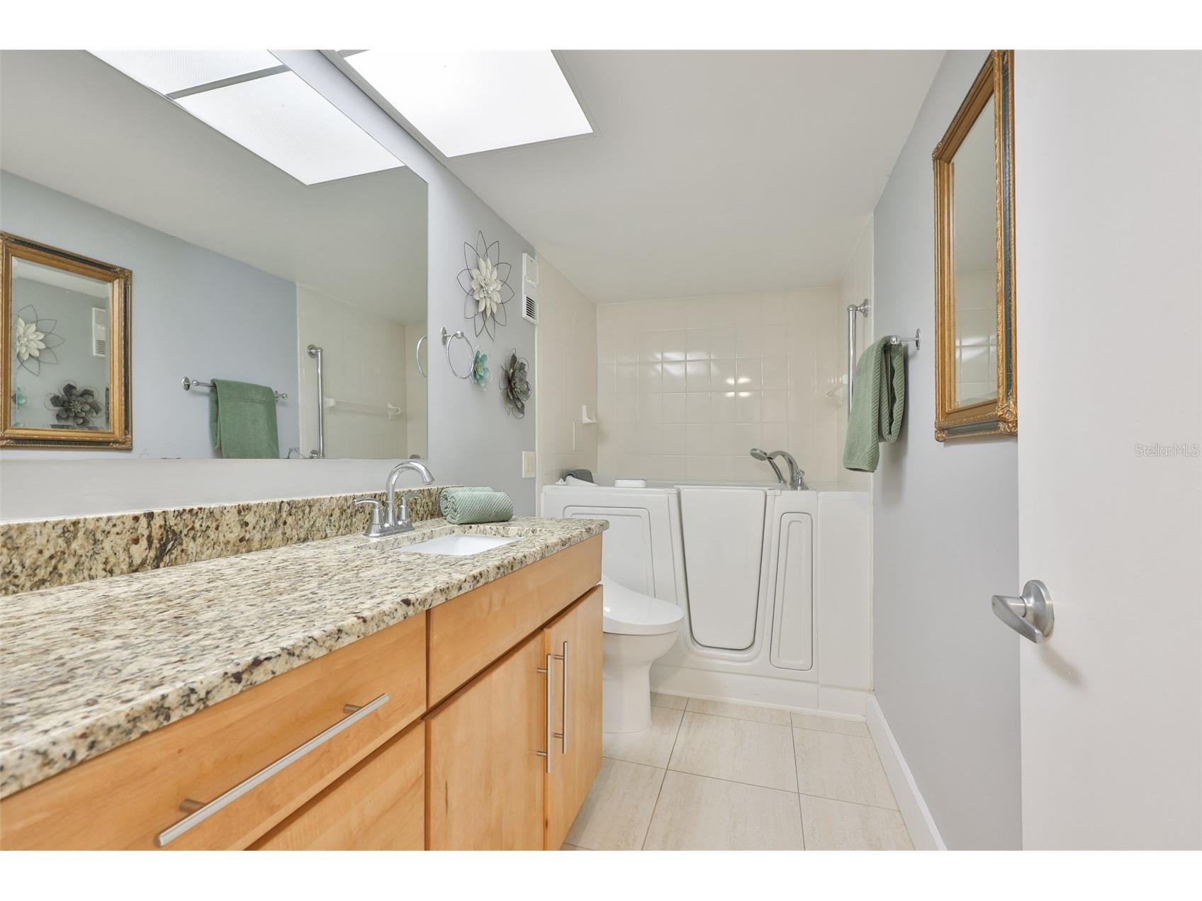 1581 Gulf Boulevard #103N Clearwater Beach FL 33767 TB8501405 image26