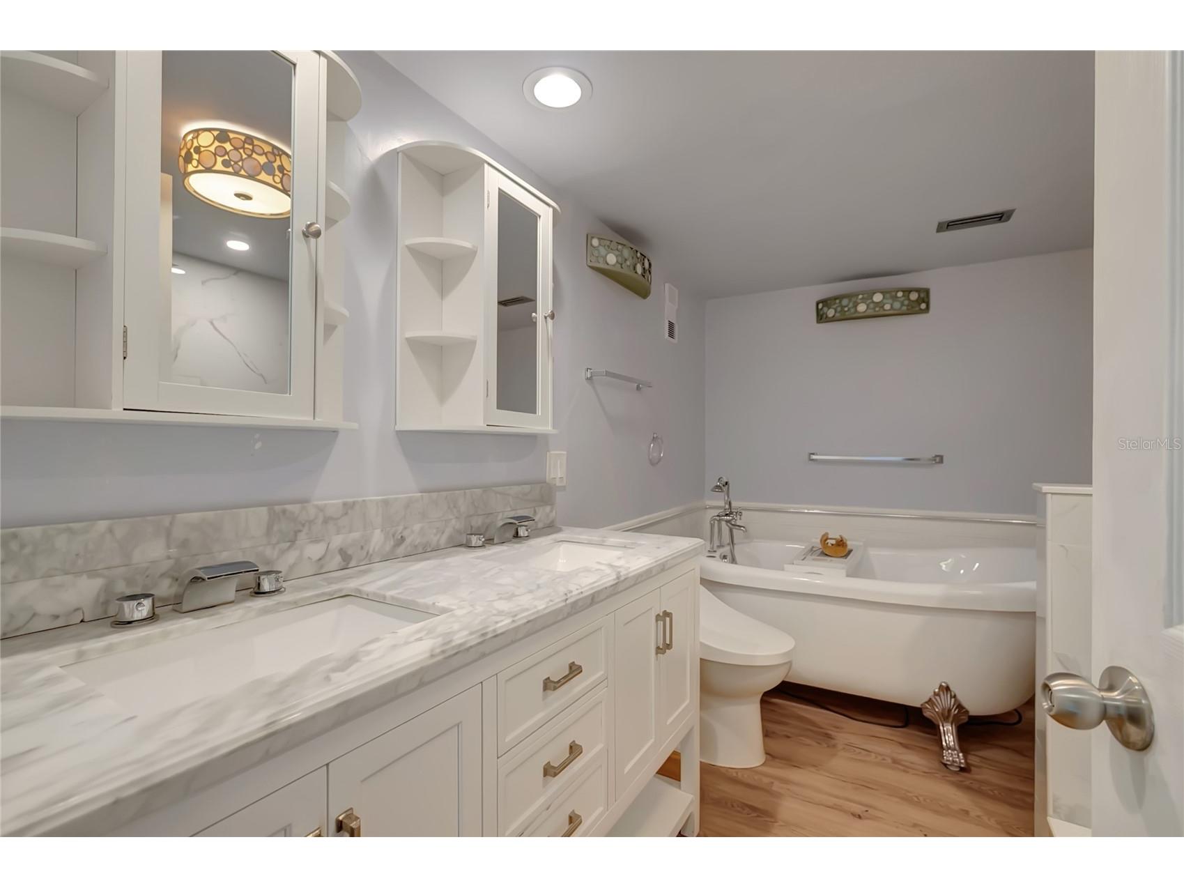 1581 Gulf Boulevard #302N Clearwater Beach FL 33767 TB8513292 image24