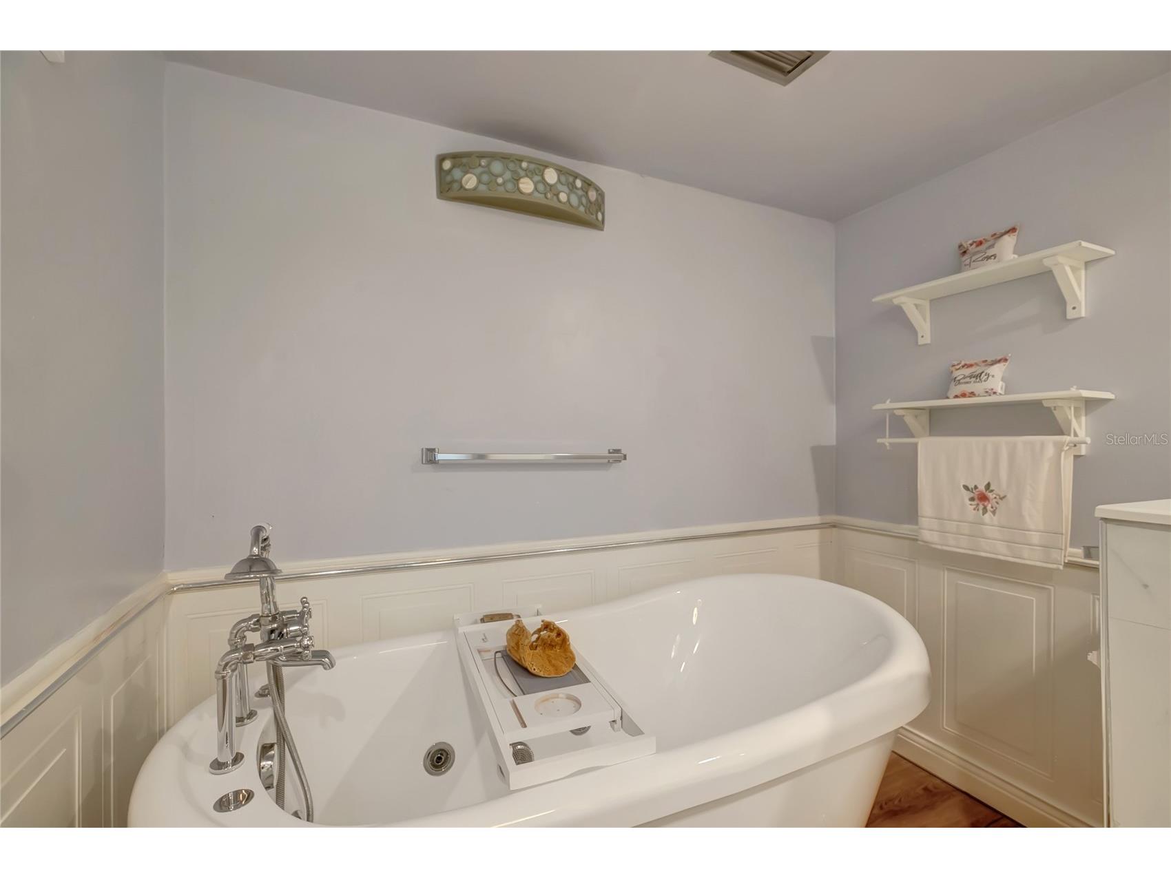 1581 Gulf Boulevard #302N Clearwater Beach FL 33767 TB8513292 image25