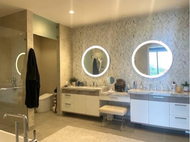 1581 Gulf Of Mexico Drive #307 Longboat Key FL 34228 - GULF OF MEXICO A4671506 image28