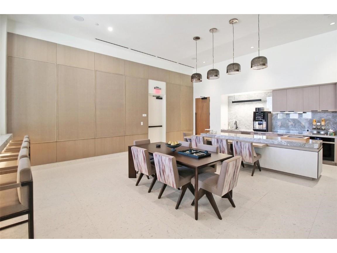 1581 Gulf Of Mexico Drive #307 Longboat Key FL 34228 - GULF OF MEXICO A4671506 image63