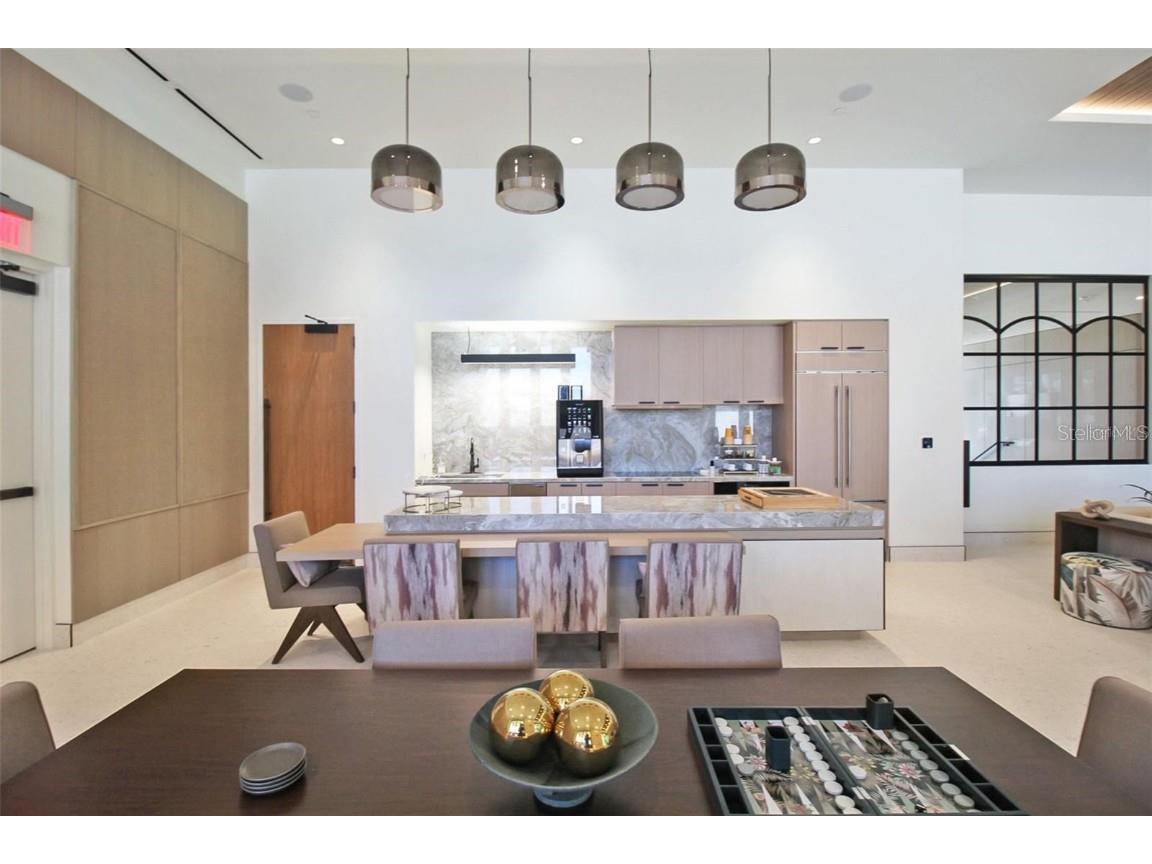 1581 Gulf Of Mexico Drive #307 Longboat Key FL 34228 - GULF OF MEXICO A4671506 image64