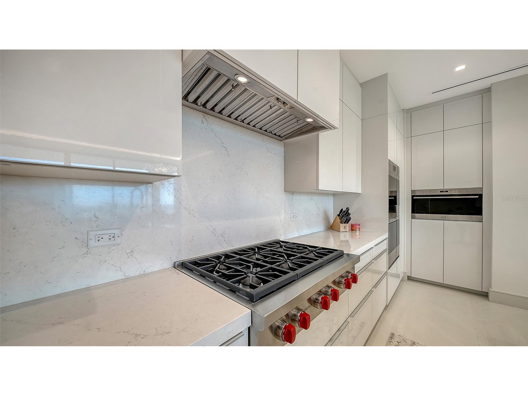 1581 Gulf Of Mexico Drive #406 Longboat Key FL 34228 - GULF OF MEXICO A4685503 image17