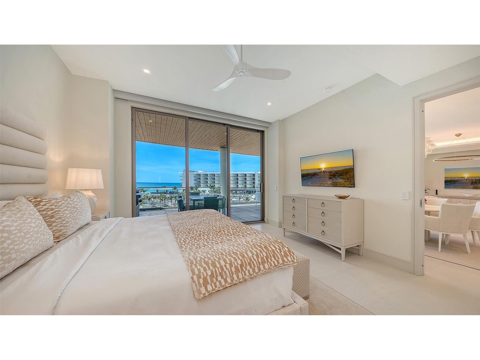 1581 Gulf Of Mexico Drive #406 Longboat Key FL 34228 - GULF OF MEXICO A4685503 image37