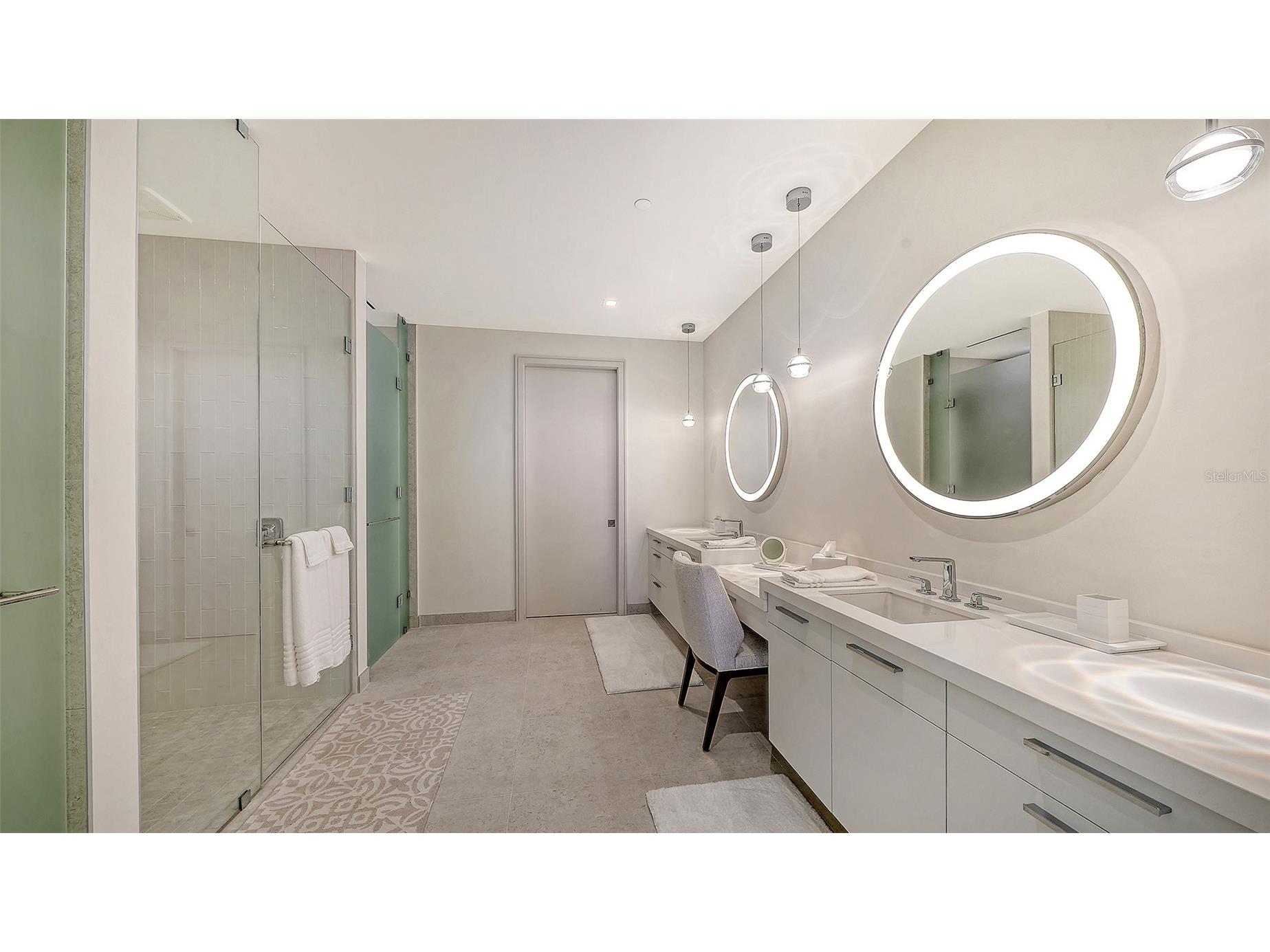 1581 Gulf Of Mexico Drive #406 Longboat Key FL 34228 - GULF OF MEXICO A4685503 image38
