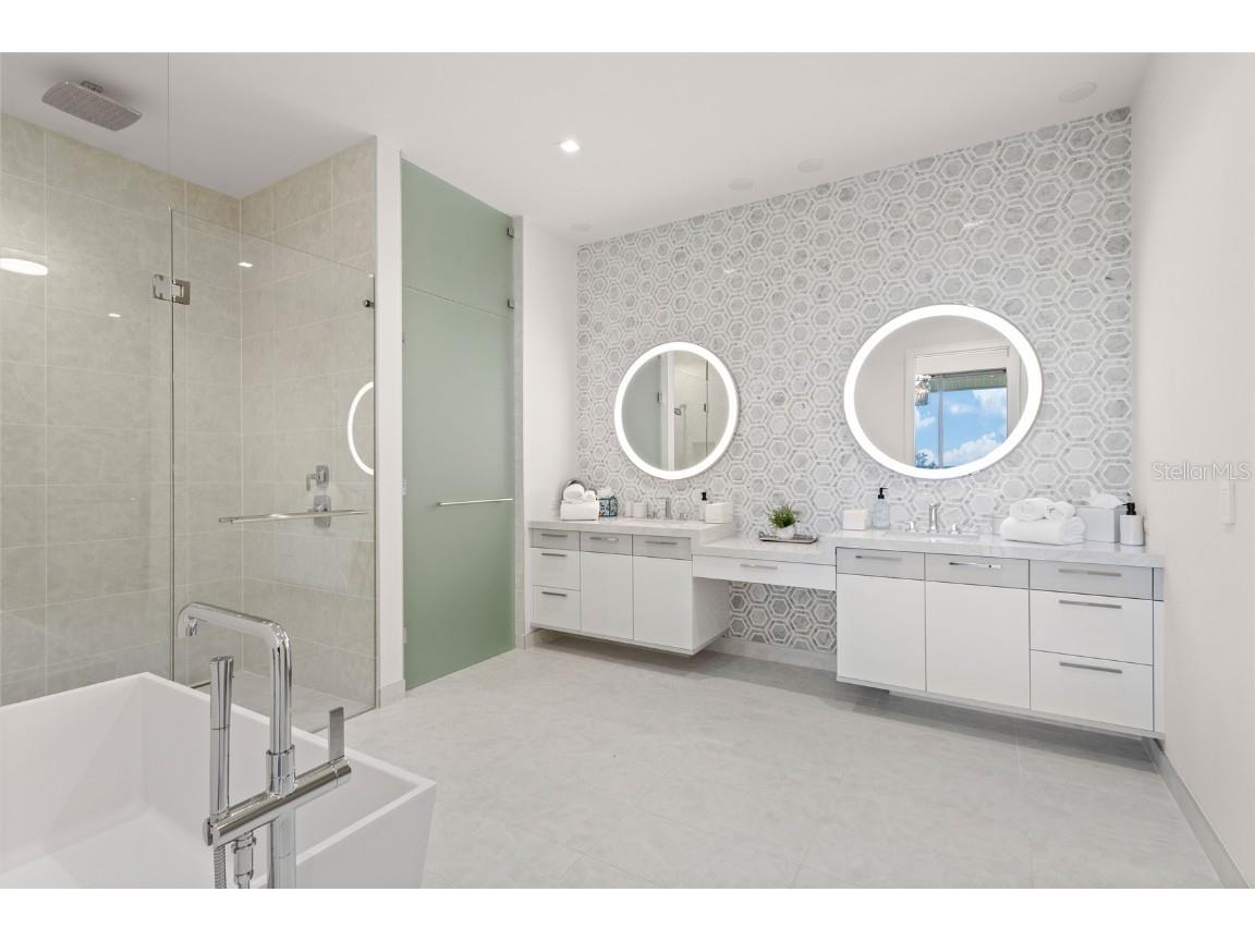 1581 Gulf Of Mexico Drive #507 Longboat Key FL 34228 A4642934 image10