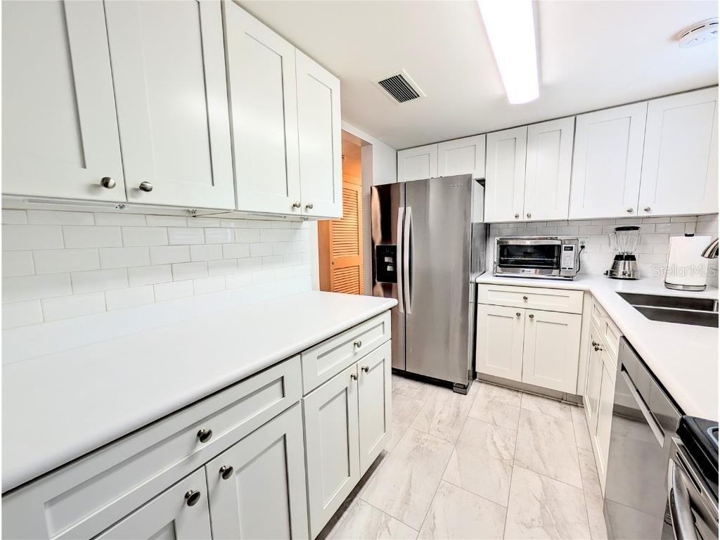 1581 Leisure Drive #M7 Bradenton FL 34207 A4672571 image4