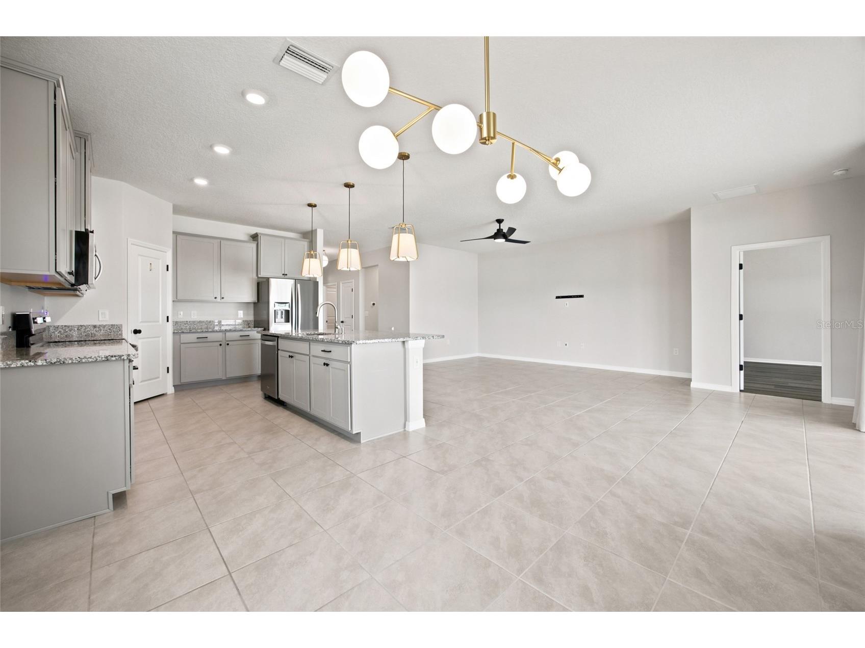 1581 NE 50th Terrace Ocala FL 34470 OM728779 image32