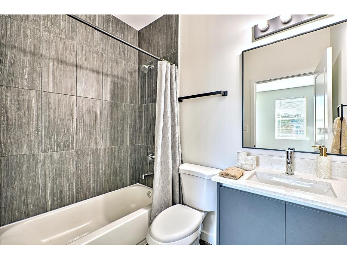 1581 NW 29th Road #2 Gainesville FL 32605 GC532257 image7