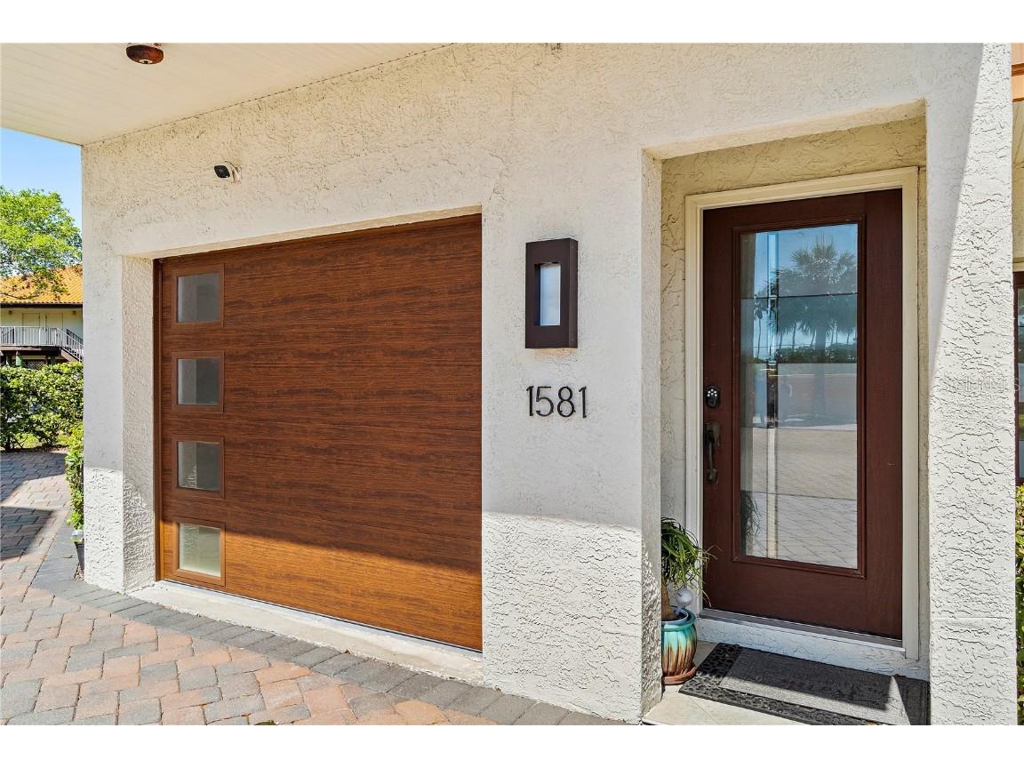 1581 Pinellas Bayway S Tierra Verde FL 33715 U8194998 image1