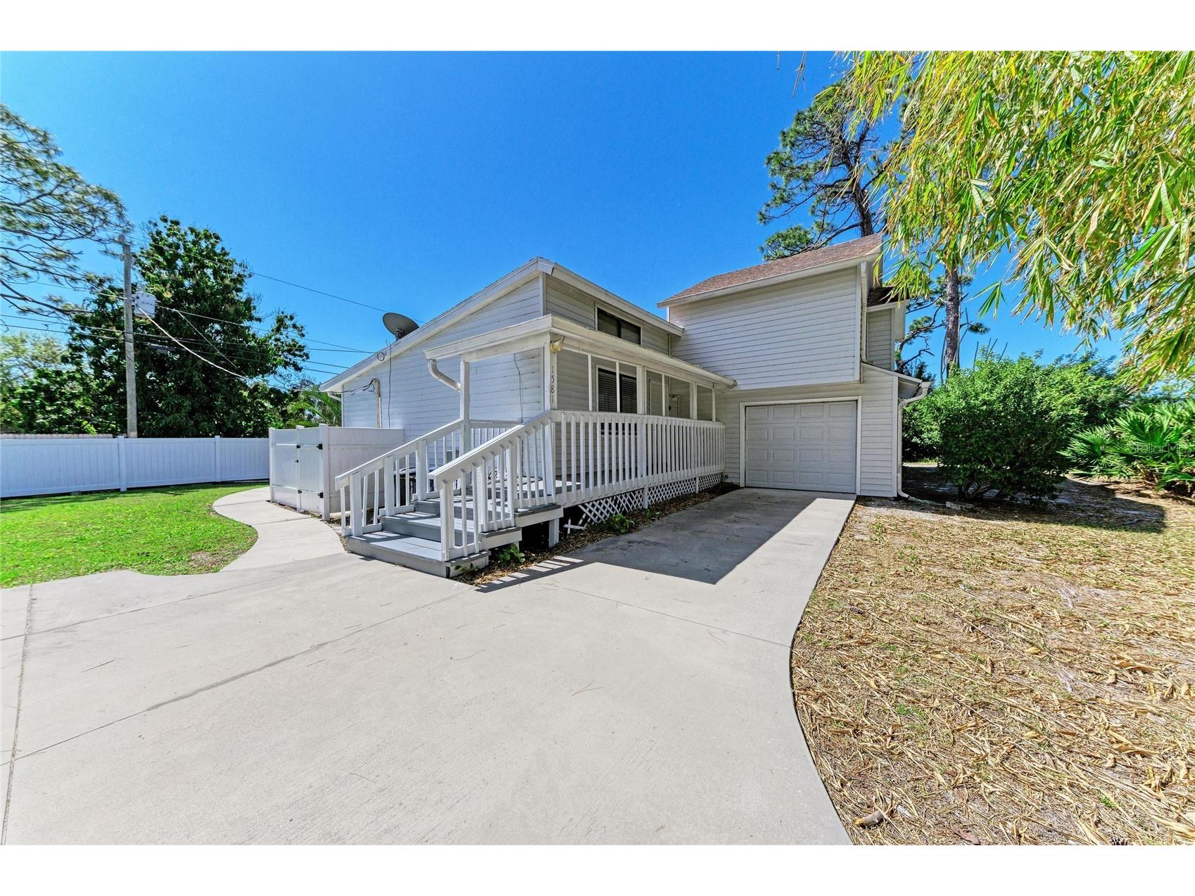 1581 Royal Road Venice FL 34293 A4686317 image2