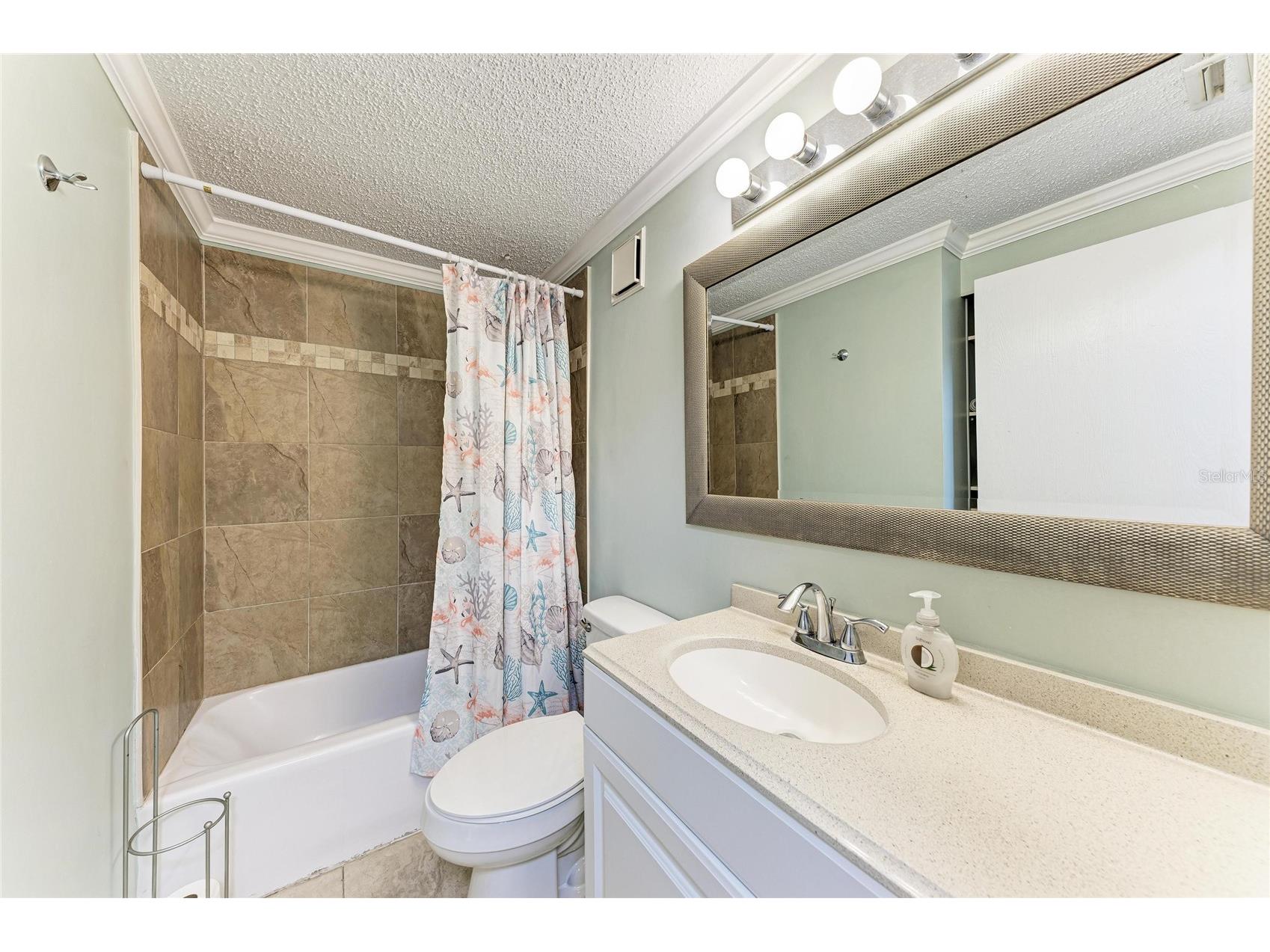 1581 Royal Road Venice FL 34293 A4686317 image32