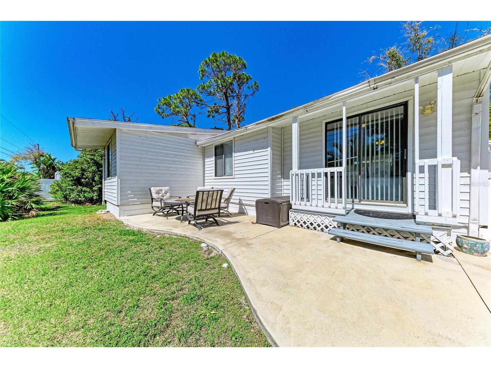 1581 Royal Road Venice FL 34293 A4686317 image35