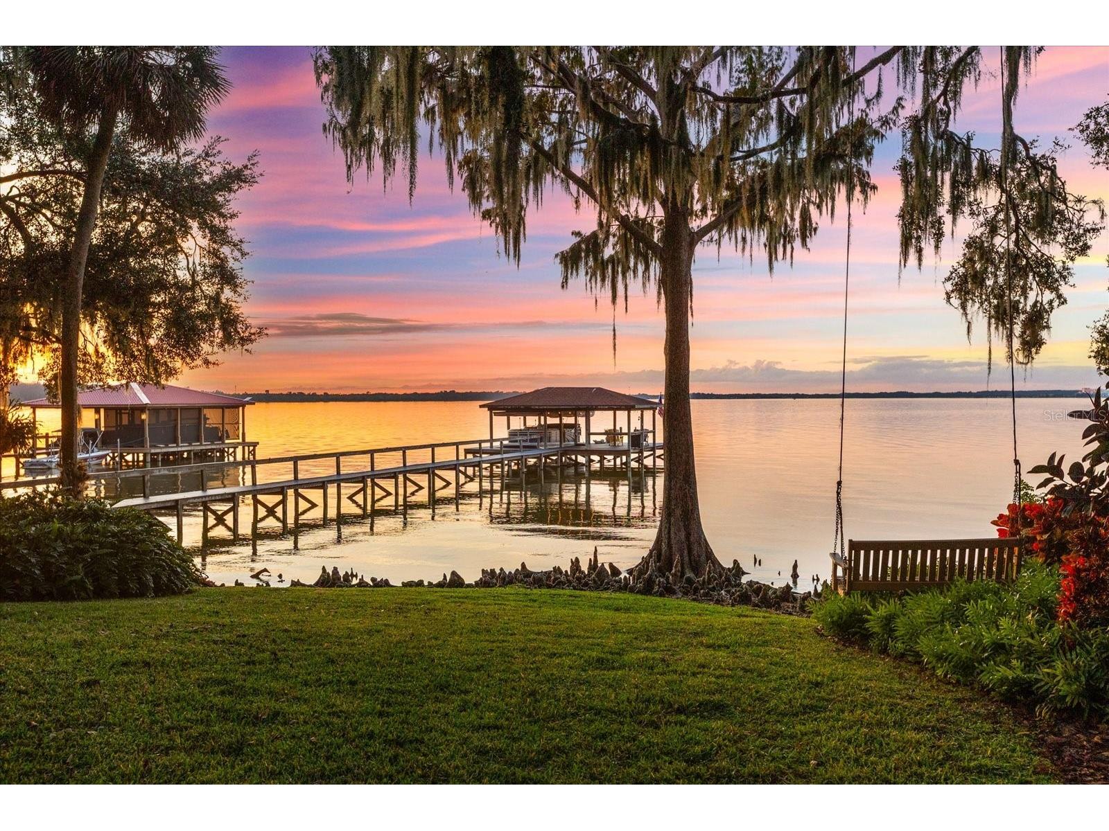 15815 Acorn Circle Tavares FL 32778 - LAKE DORA G5105122 image1