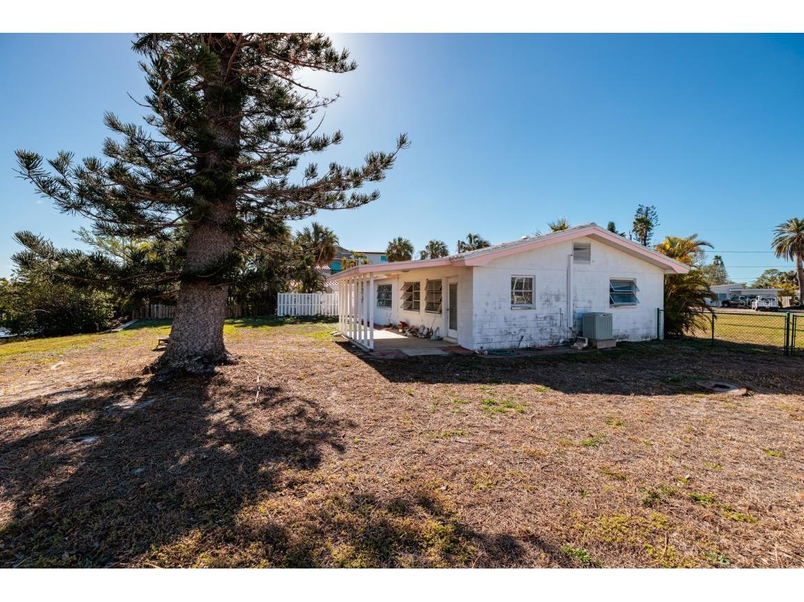 15815 Redington Drive Redington Beach FL 33708 A4633280 image12