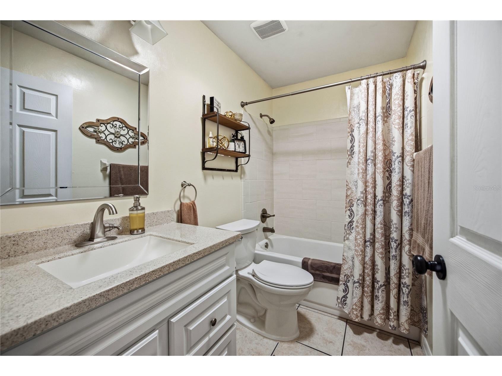 15816 NW 120th Place Alachua FL 32615 GC540263 image14
