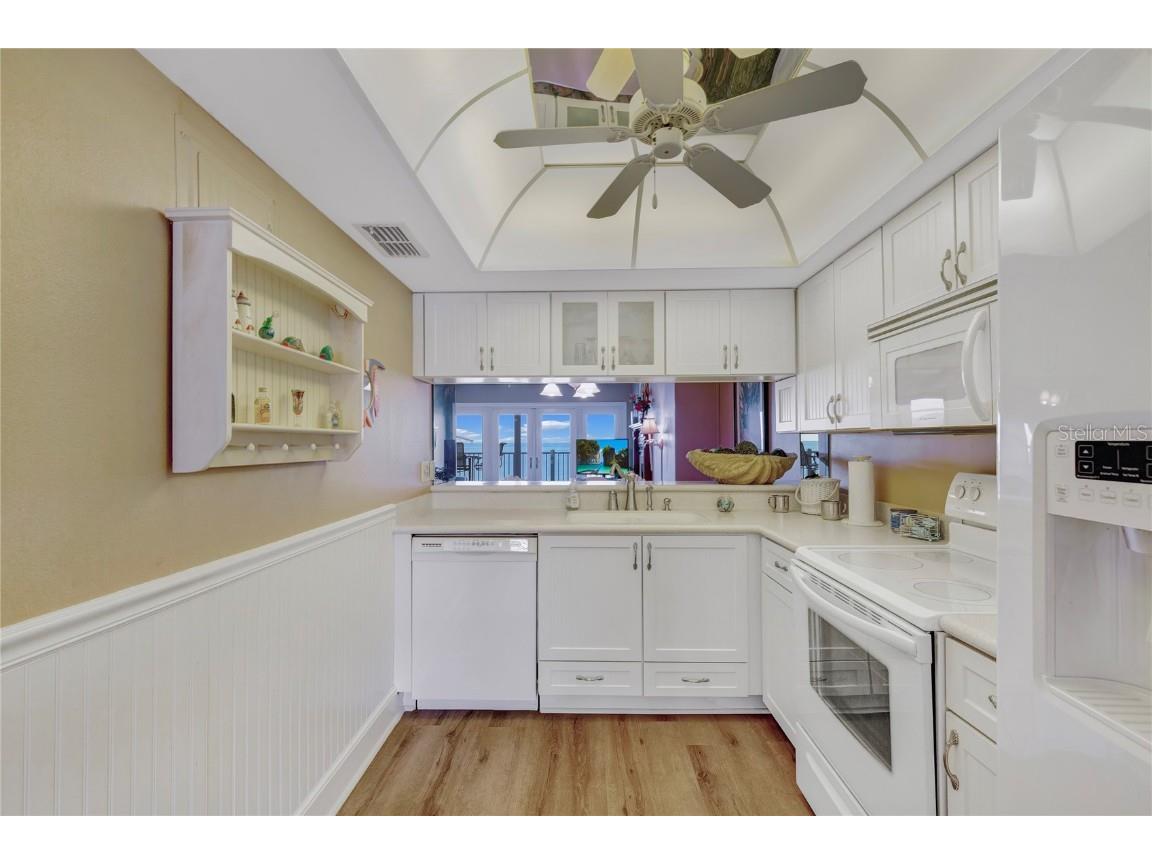 1582 Gulf Boulevard #1506 Clearwater Beach FL 33767 TB8420196 image13