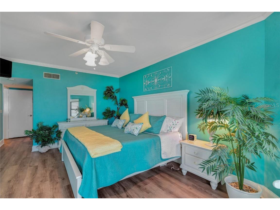 1582 Gulf Boulevard #1506 Clearwater Beach FL 33767 TB8420196 image16
