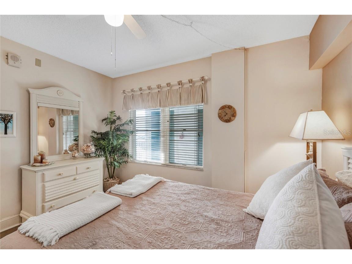 1582 Gulf Boulevard #1506 Clearwater Beach FL 33767 TB8420196 image22