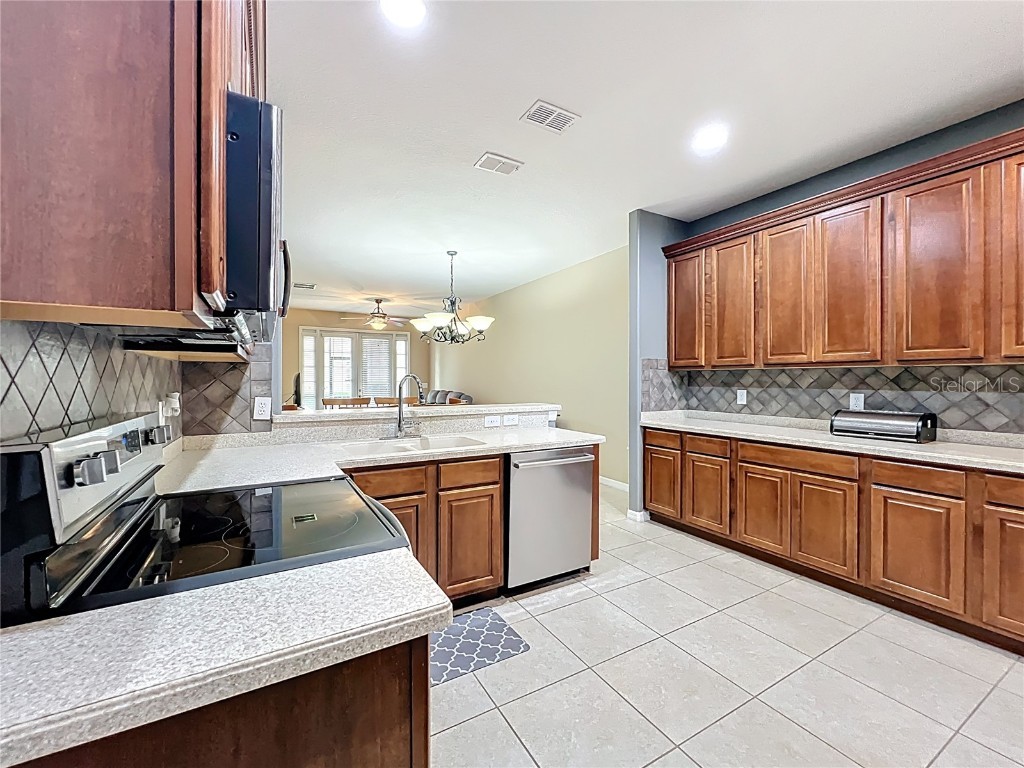 15822 Woodland Spring Court Orlando FL 32828 O6315886 image11