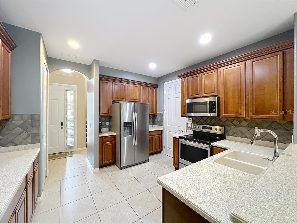 15822 Woodland Spring Court Orlando FL 32828 O6315886 image12