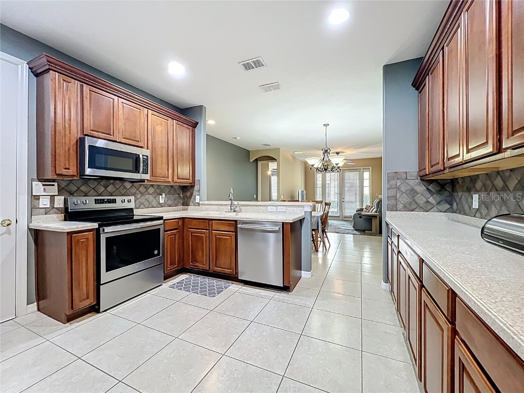 15822 Woodland Spring Court Orlando FL 32828 O6315886 image6