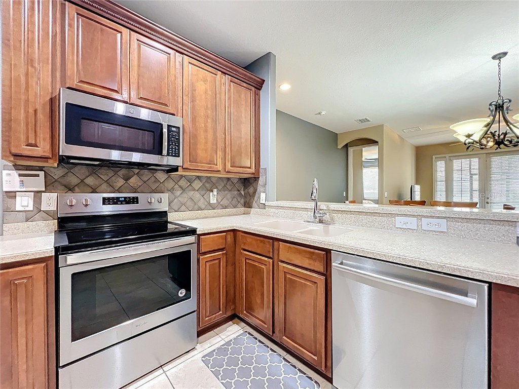 15822 Woodland Spring Court Orlando FL 32828 O6315886 image9