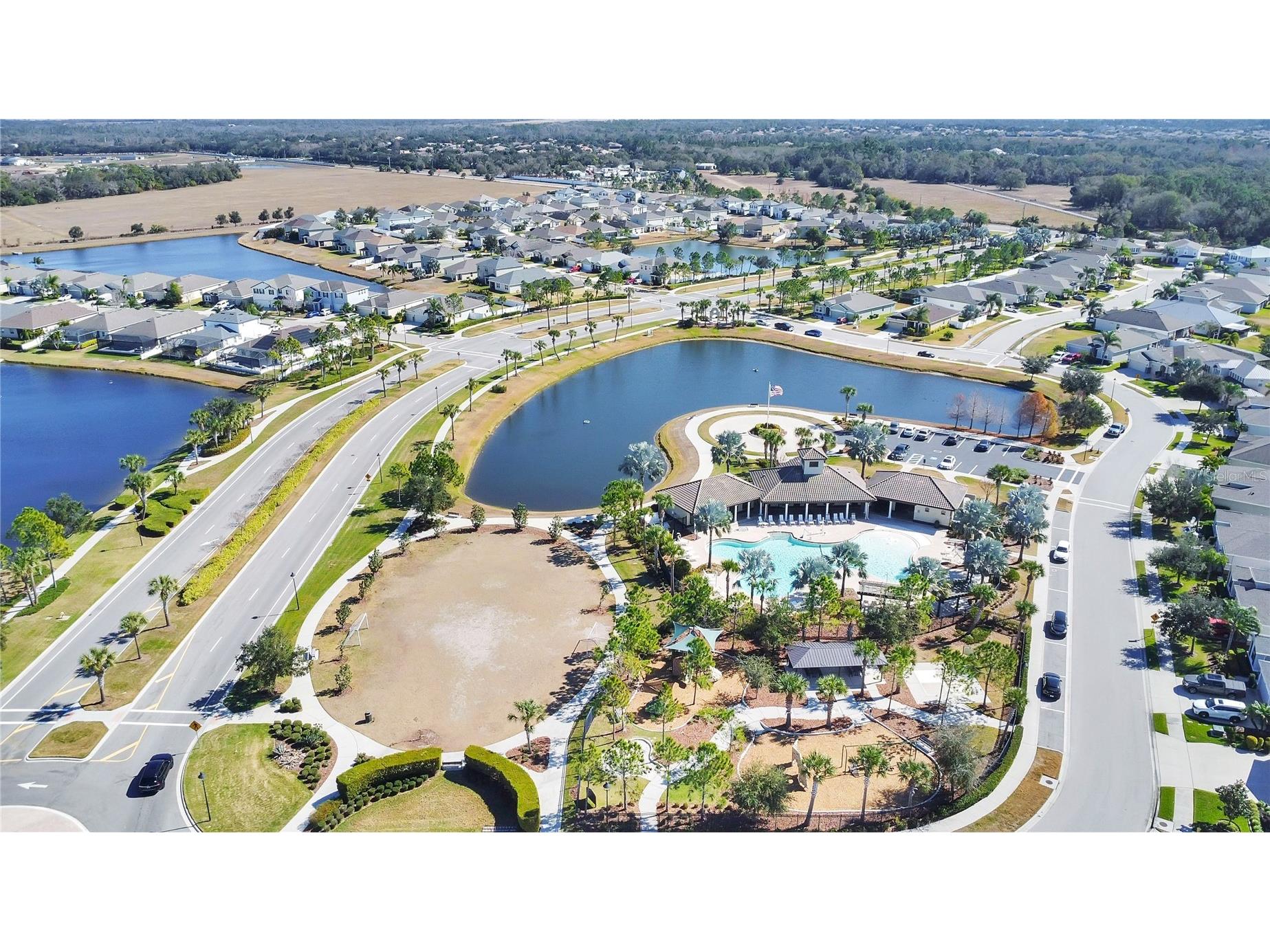 15823 High Bell Place Bradenton FL 34212 A4681676 image42