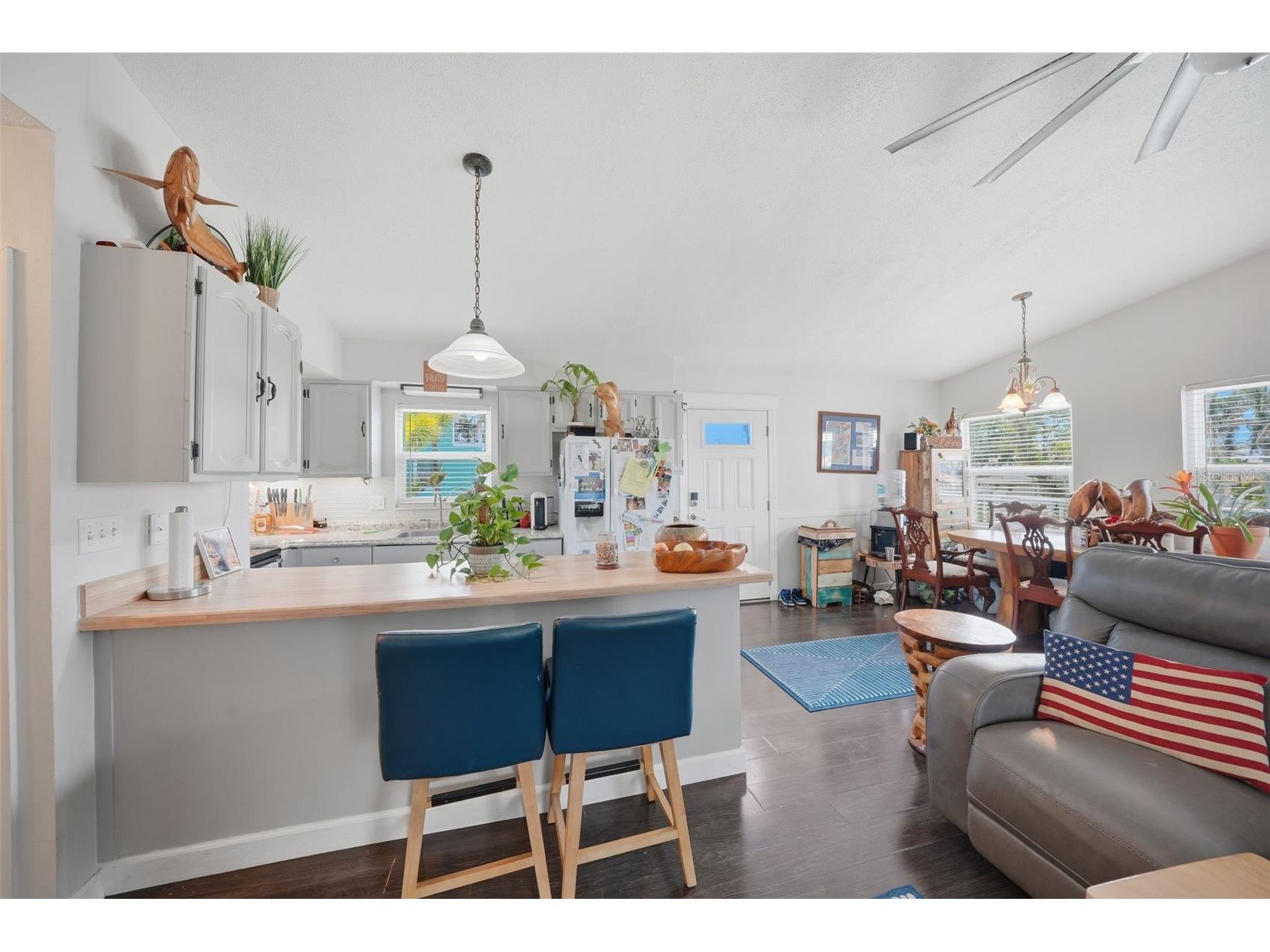 15823 Redington Drive Redington Beach FL 33708 TB8495509 image6