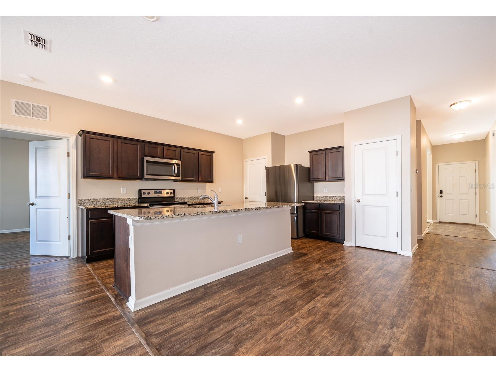 15824 Surfbird Court Mascotte FL 34753 O6403611 image6