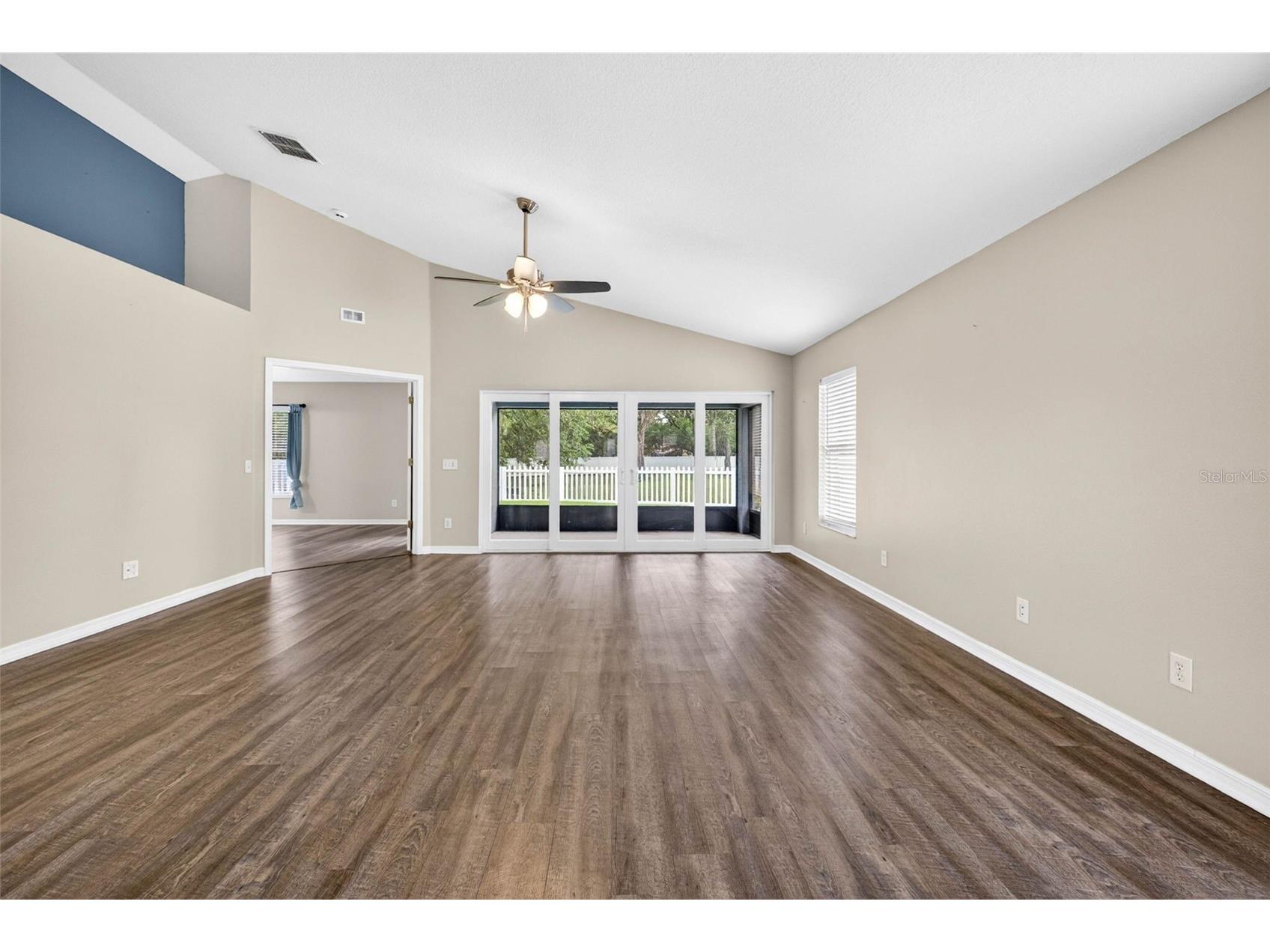 15826 Stags Leap Drive Lutz FL 33559 TB8514449 image10