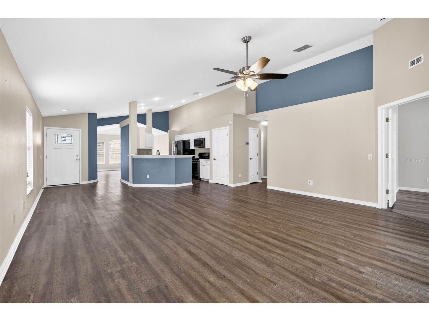 15826 Stags Leap Drive Lutz FL 33559 TB8514449 image14