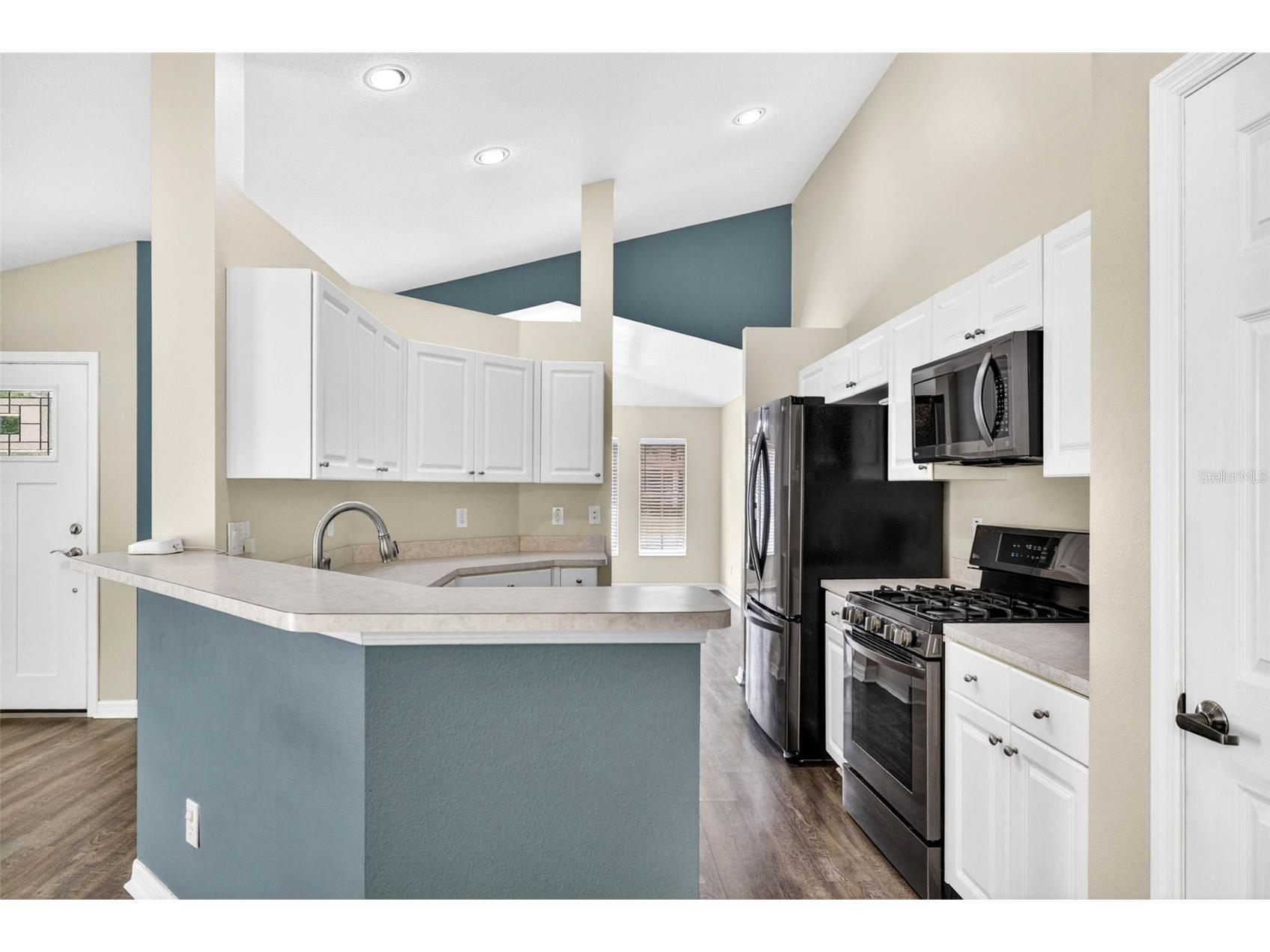 15826 Stags Leap Drive Lutz FL 33559 TB8514449 image17