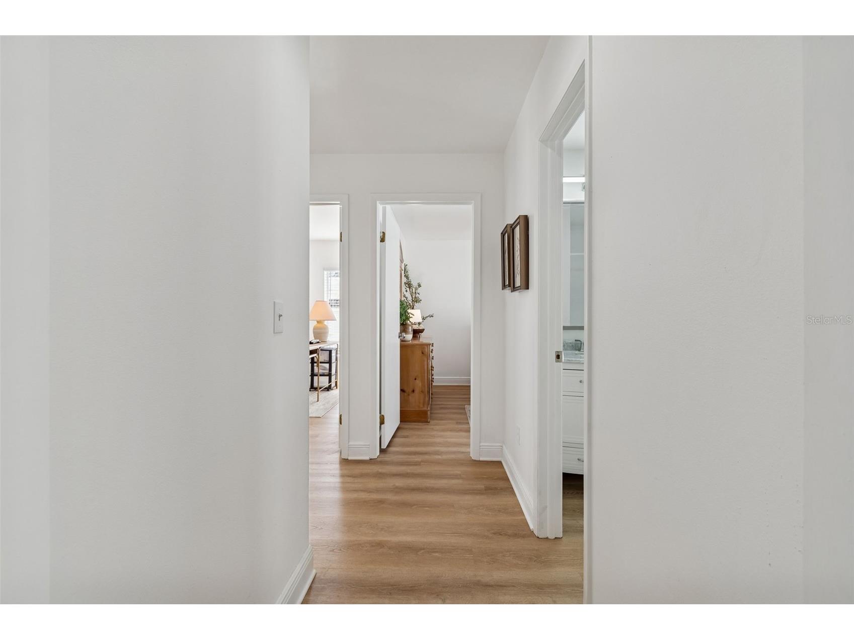 15830 Glenarn Drive Tampa FL 33618 TB8478979 image27