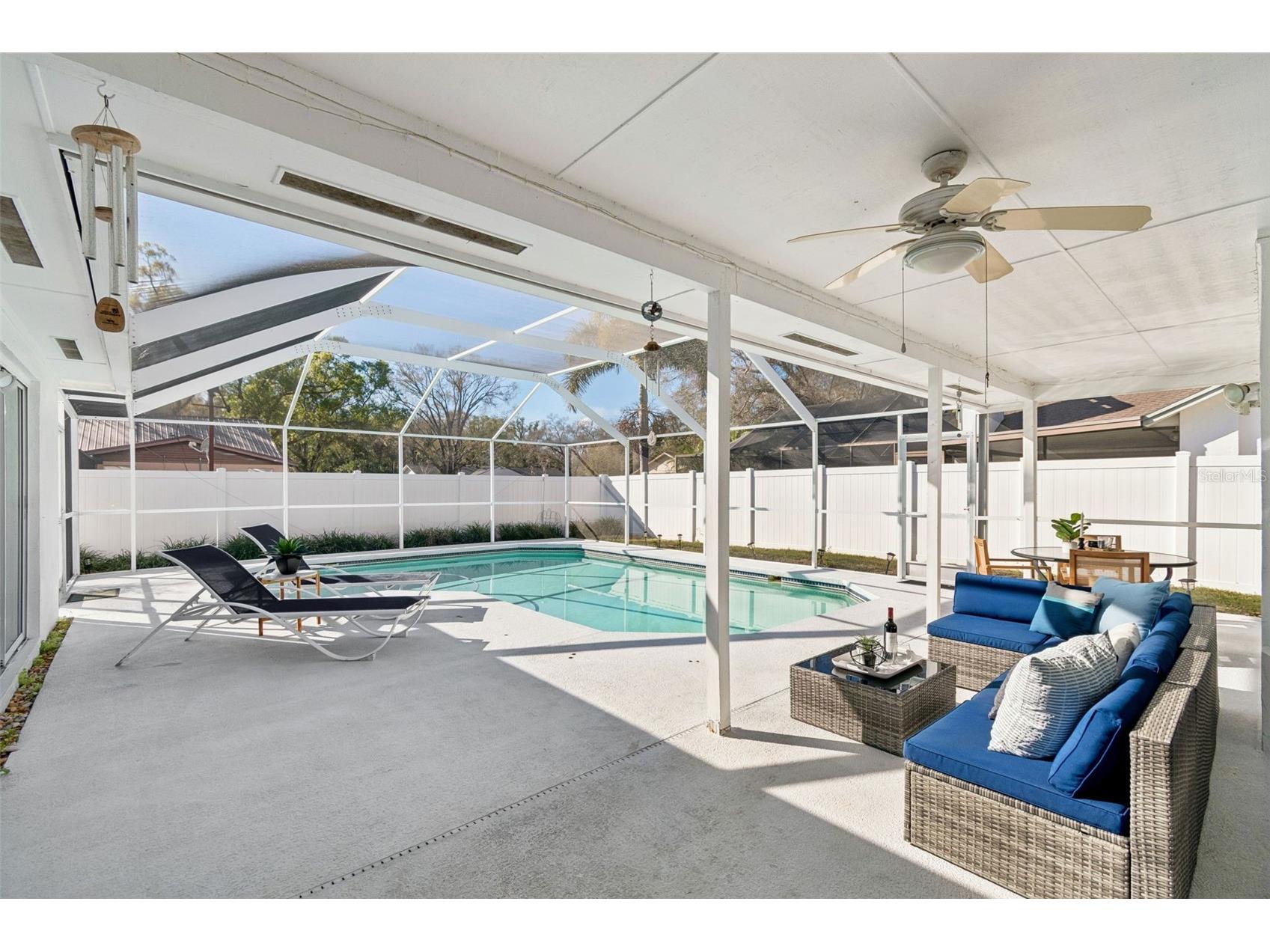 15830 Glenarn Drive Tampa FL 33618 TB8478979 image40