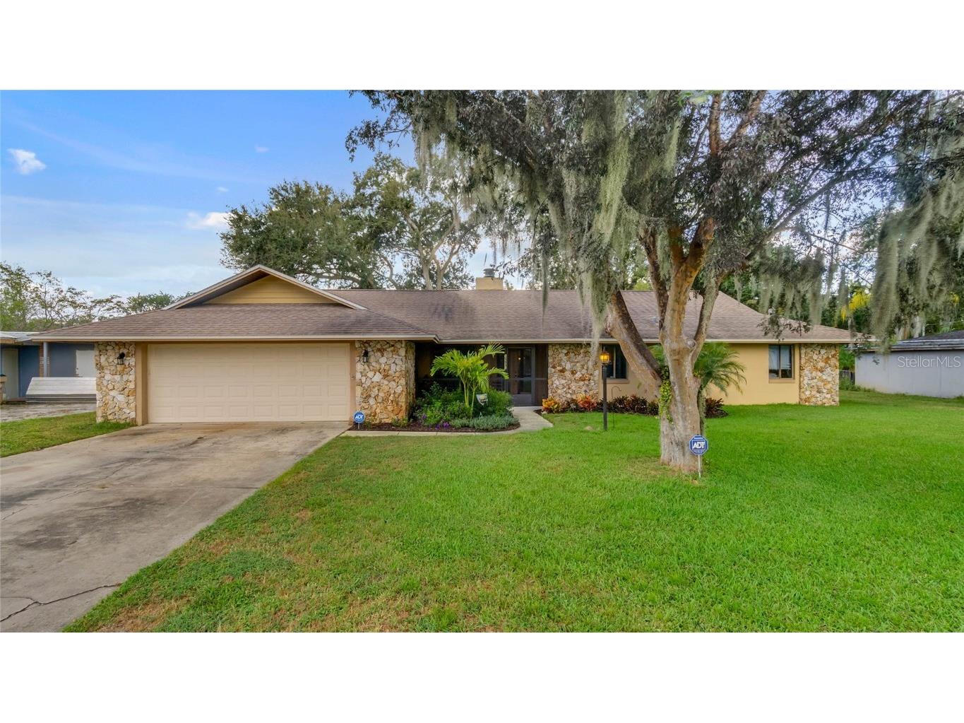 15831 Tower View Drive Clermont FL 34711 - LAKE MINNEOLA T3335564 image1